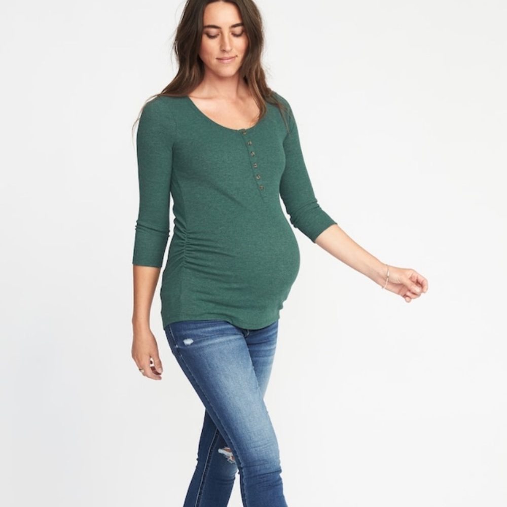 Like new Maternity emerald green Henley